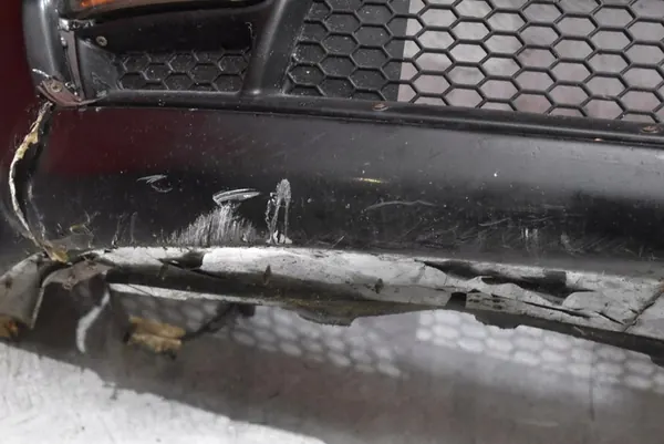 Paraurti anteriore nero Alfa Romeo GT 937 03-10 image 8