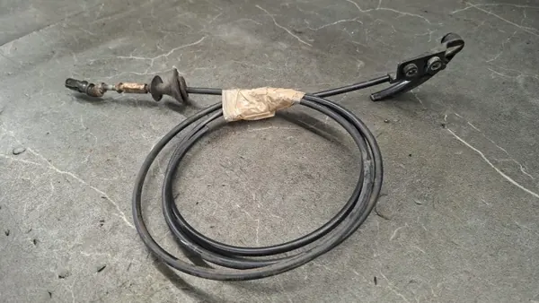 Câble d'ouverture capot Mercedes W123 OEM linka otwierania maski image 2