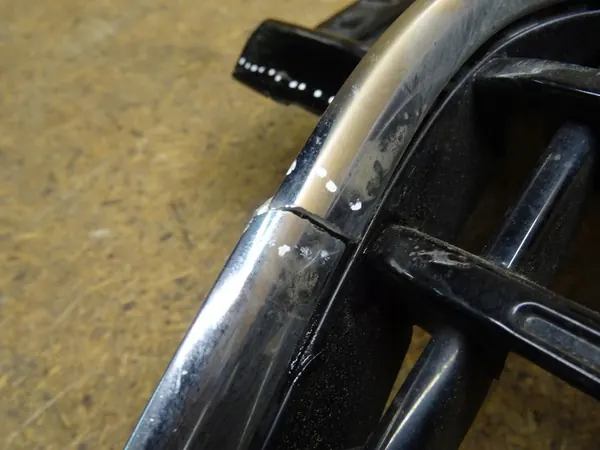 AUDI TT 8J Front Bumper Grill 8J0853651 image 9