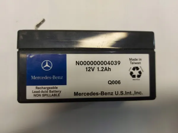 Mercedes EQA 250+ hulpbatterij OEM 000000004039 image 3