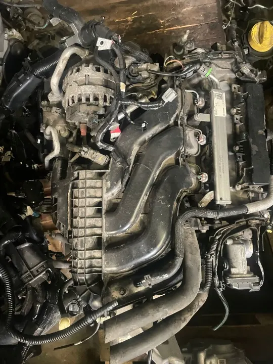 Renault Twingo H4D A400 Complete Engine image 2