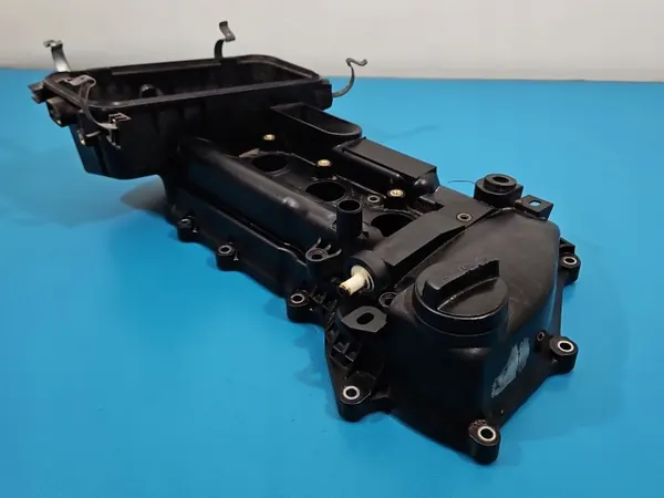 Toyota Venttiilikansi Yaris III 1.0 VVTi 2011-2014 image 2