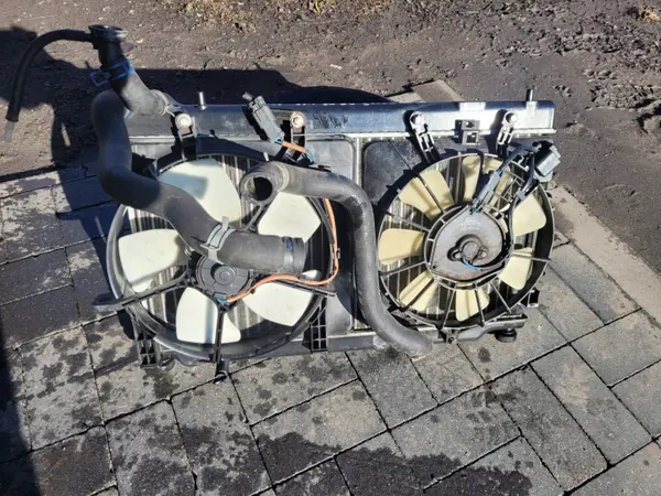 Radiador agua y aire acondicionado Honda Jazz II 05-08 OEM image 6
