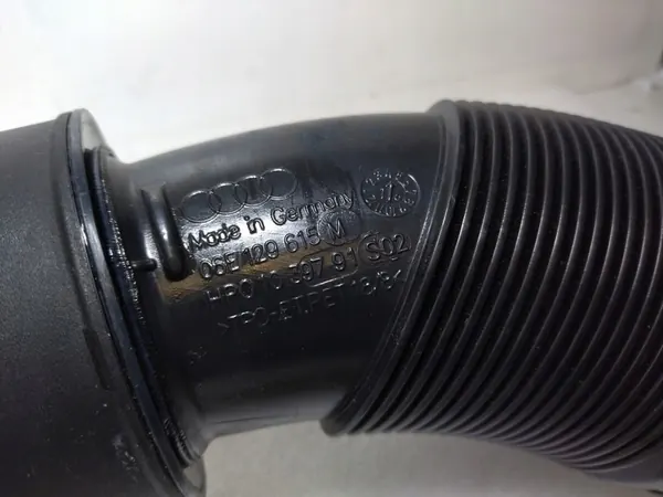 Luftschlauch Audi 06E129615M image 6