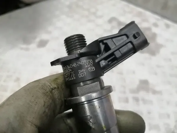 Inyector 0445115007 para Renault Laguna III 2.0L Diesel image 3