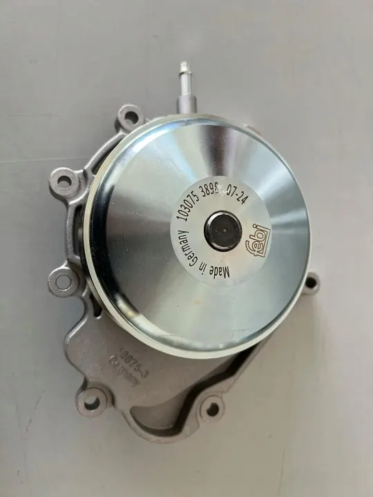 Febi Bilstein Vattenpump, motor kylning OEM 103075 image 2