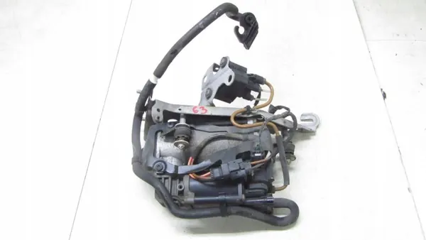 Mercedes W213 Veringscompressor OEM 443020019 image 3