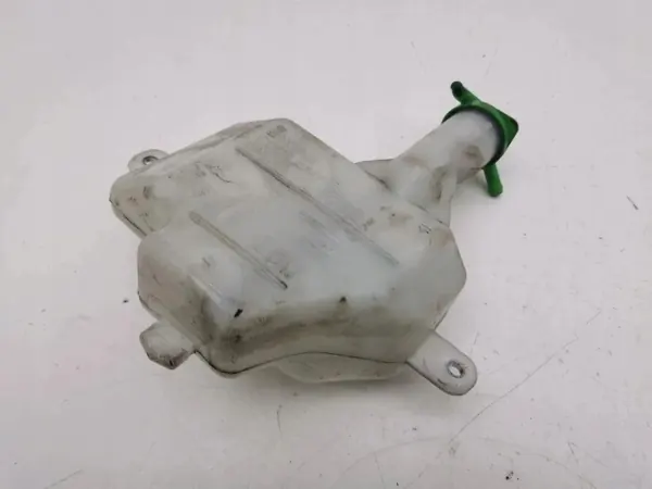 Suzuki Vitara 2019 Kylvätsketank OEM 239334 image 5