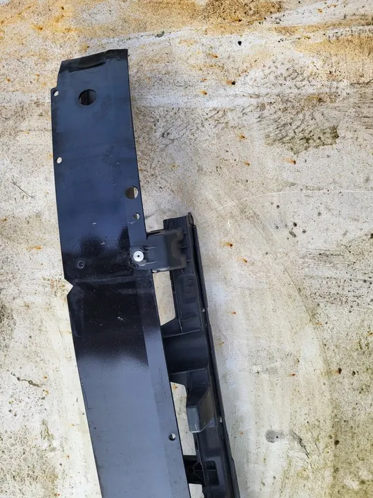 Opel Astra H Etupuskuri Kiinnitys OE 24460992 image 2