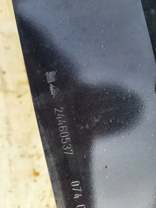 Opel Astra H Etupuskuri Kiinnitys OE 24460992 image 5