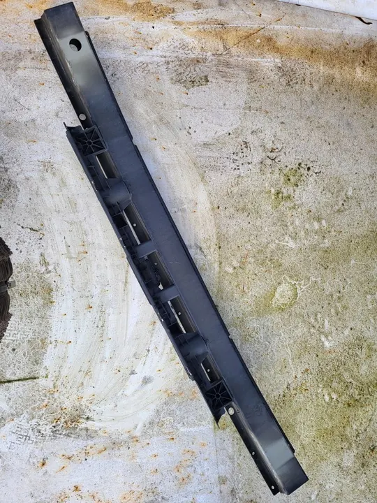 Opel Astra H Etupuskuri Kiinnitys OE 24460992 image 7