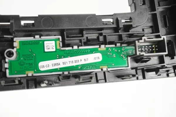 Cadre de levier de vitesse OEM 5E1713203P pour Skoda Octavia image 10