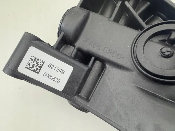 BMW 340i Oljeinloppsfilter OEM 9488747 - Begagnad image 6