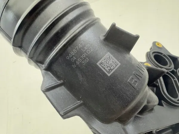 BMW 340i Oljeinloppsfilter OEM 9488747 - Begagnad image 7