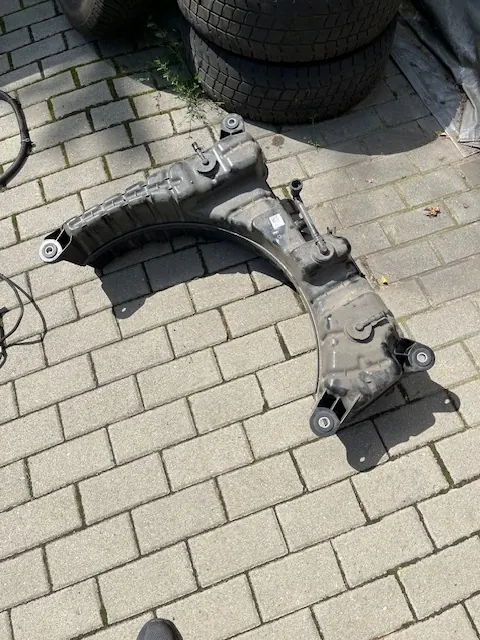 Gebruikte AdBlue-tank OEM 172A21120R voor Renault Express image 2