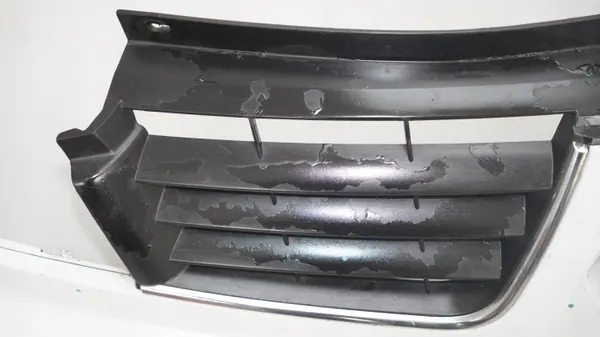 Puskurin ritilä OEM 360178061 Renault Trafic 2010-2014 image 7