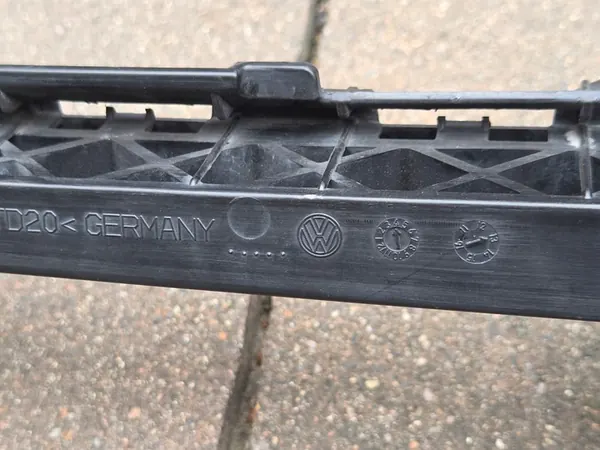 Reforço de Para-choque Frontal VW GOLF VII 5G0805705G image 9