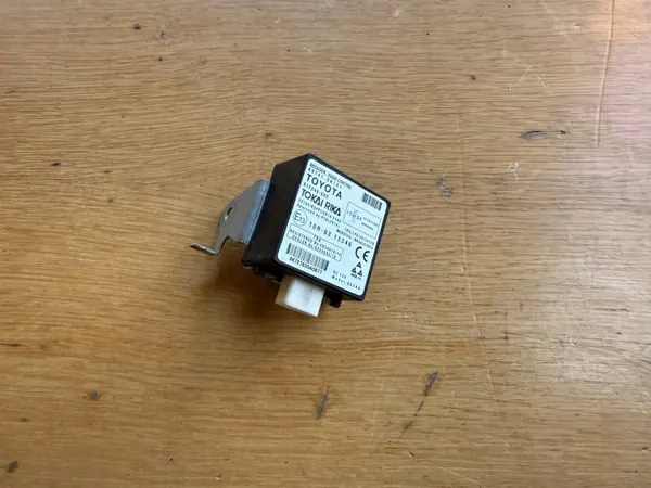 Módulo de cierre central OEM 89741-0K101 para Toyota Hilux image 2