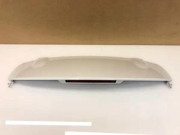 Renault Clio IV Spoiler OEM 960307284R 001 image 2