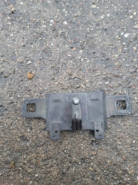 AUDI Q5 SQ5 FY 2017-24 Verrou 80A827507A image 2