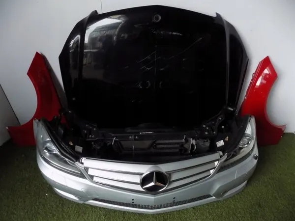 Mercedes W204 LCI Framskärmsset - A2048800957 image 3