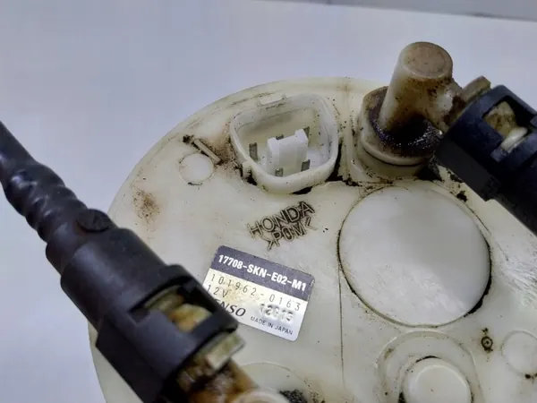 Brandstofpomp Drijver OEM 17708-SKN-E02-M1 VW Passat B6 image 5