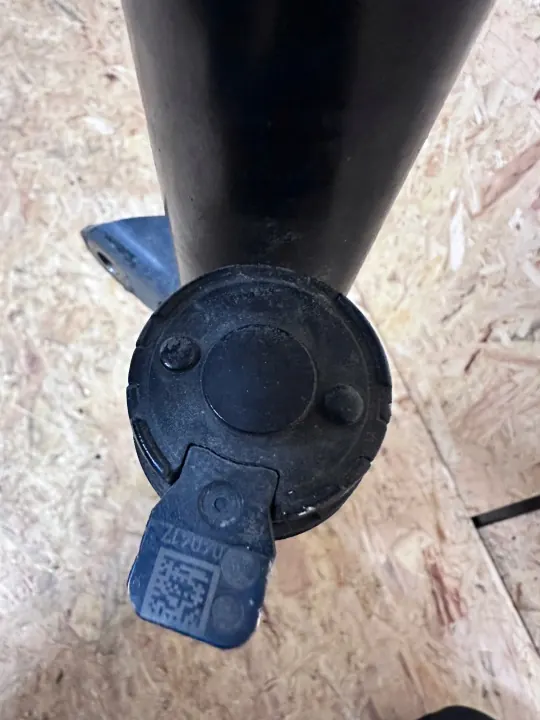 Luftfjädring OEM 13981113 vänster bak för BMW G32 image 5