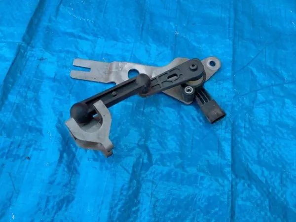 Strålkastarnivåsensor OEM A0009053713 Höger Fram image 4
