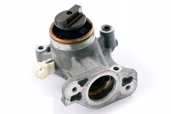 BMW Brandstofpomp Aandrijving OEM 7607120 1 Serie F20 image 2