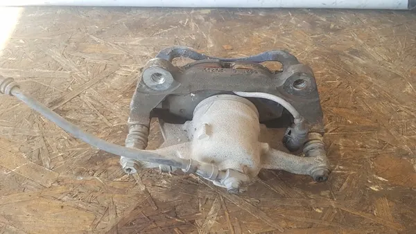 Vorderer rechter Bremssattel VW Golf VII Leon III image 3