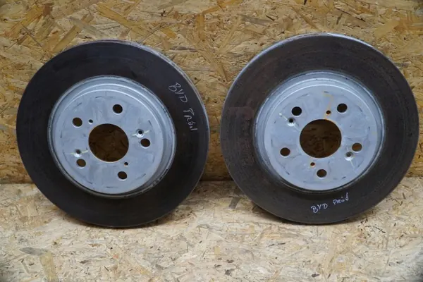Bremsscheiben & Beläge Set OEM SA3HA-3501011A image 6