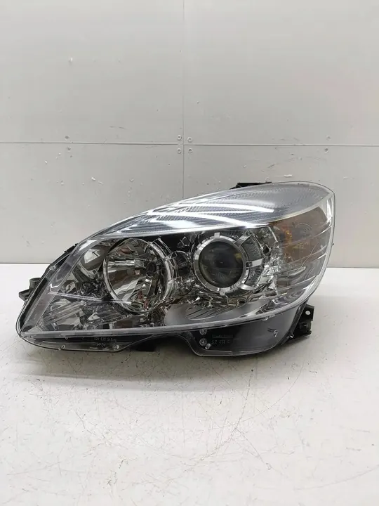 Linker koplamp Mercedes-Benz C W204 2007 A2048208761 image 2