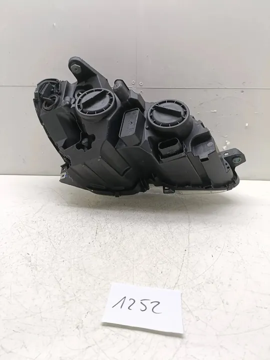 Linker koplamp Mercedes-Benz C W204 2007 A2048208761 image 5