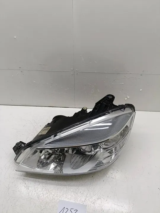 Linker koplamp Mercedes-Benz C W204 2007 A2048208761 image 7