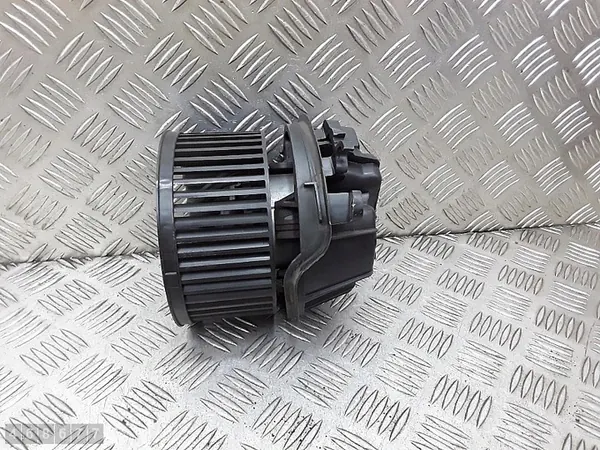 Ventilateur de chauffage Citroen C3 2005 1600 Petrol gmva86 image 2
