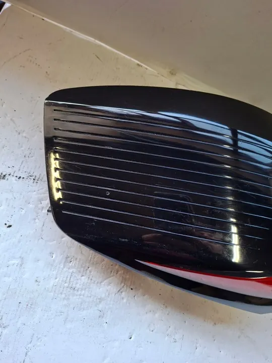 Luz Trasera Derecha Peugeot 5008 II 9811028180 image 3