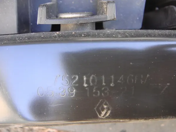 Etupuskuri vahvistus Renault Clio V 2019-2023 image 10