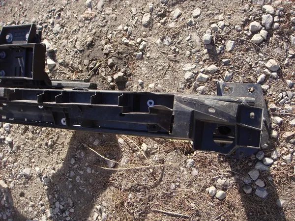 Etupuskuri vahvistus Renault Clio V 2019-2023 image 3