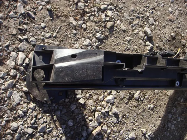 Etupuskuri vahvistus Renault Clio V 2019-2023 image 5