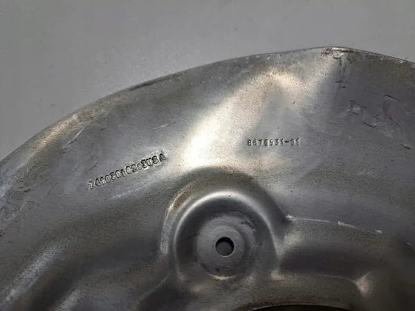 OEM 6870531 Bakre vänster bromsskivsskydd BMW X3 image 3