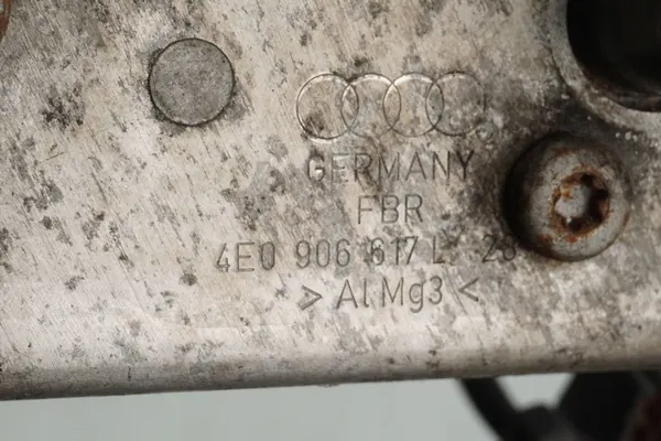 EGR-venttiili Audi A8 D3 06B131101K image 10