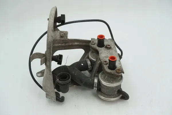 EGR-venttiili Audi A8 D3 06B131101K image 2