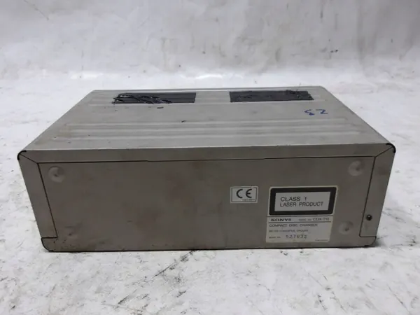 Changer CD OEM PEC8887 pour BMW Z3 E36 image 3