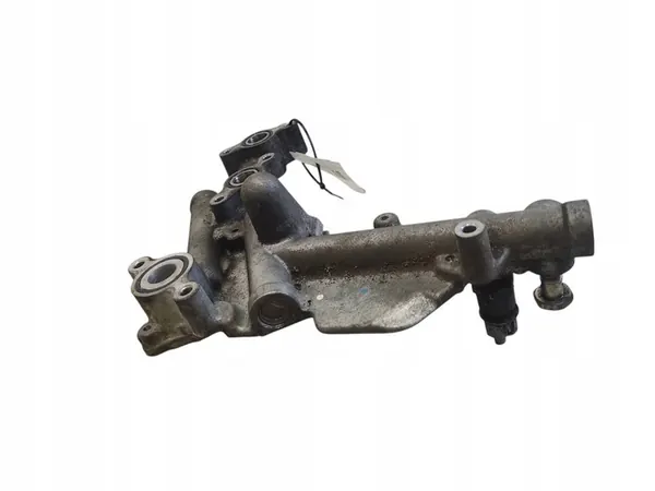 Base de filtre à huile Toyota Avensis T250 image 3