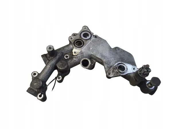 Base de filtre à huile Toyota Avensis T250 image 6