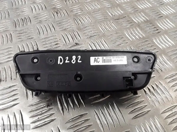 Módulo controle AC Opel Insignia OEM 13273095 image 3