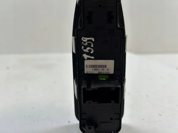 Fensterknöpfe Skoda Superb B6 2011 9T0867197 image 6