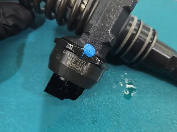 Injetor de Combustível 1.9 TDI VW Passat B5 OEM image 2