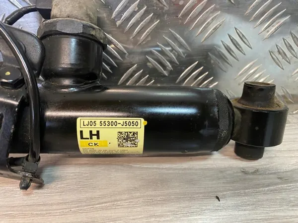 Amortiguador Trasero Derecho OEM 55301-J5050 Kia Stinger image 3