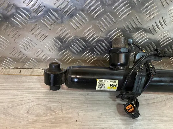 Amortiguador Trasero Derecho OEM 55301-J5050 Kia Stinger image 7